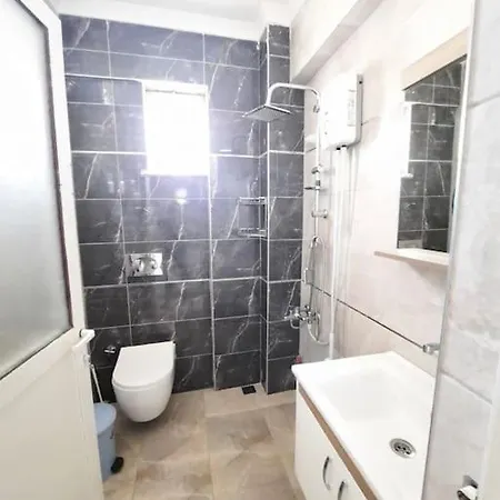 Fethiye Hisaronu, 2+1 Flat Close To Entertainment Center Daire