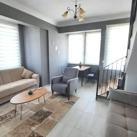 Fethiye Hisaronu, 2+1 Flat Close To Entertainment Center Fethiye